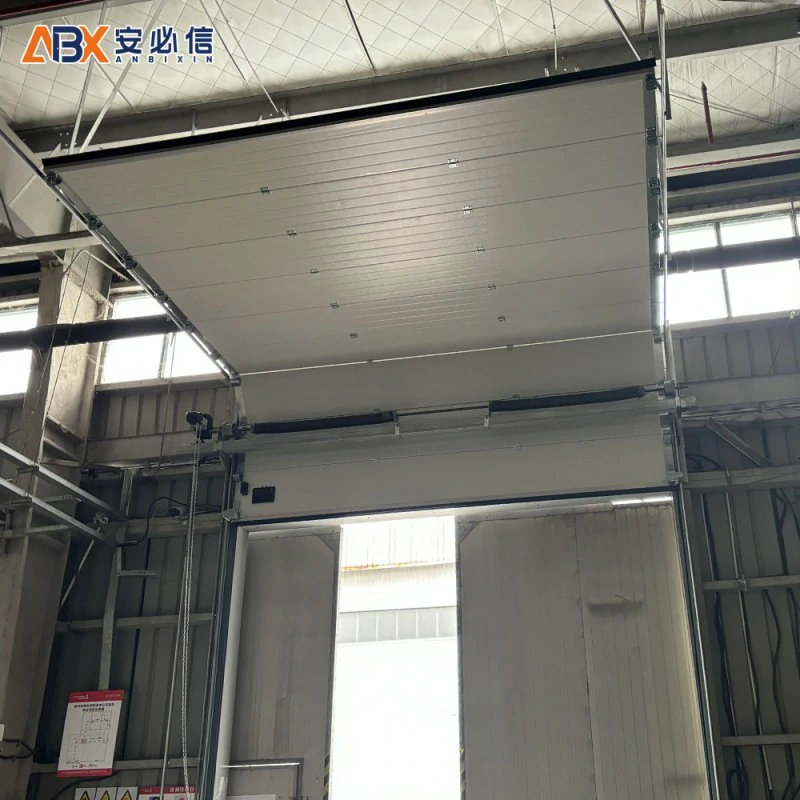 乐山市翻板滑升门